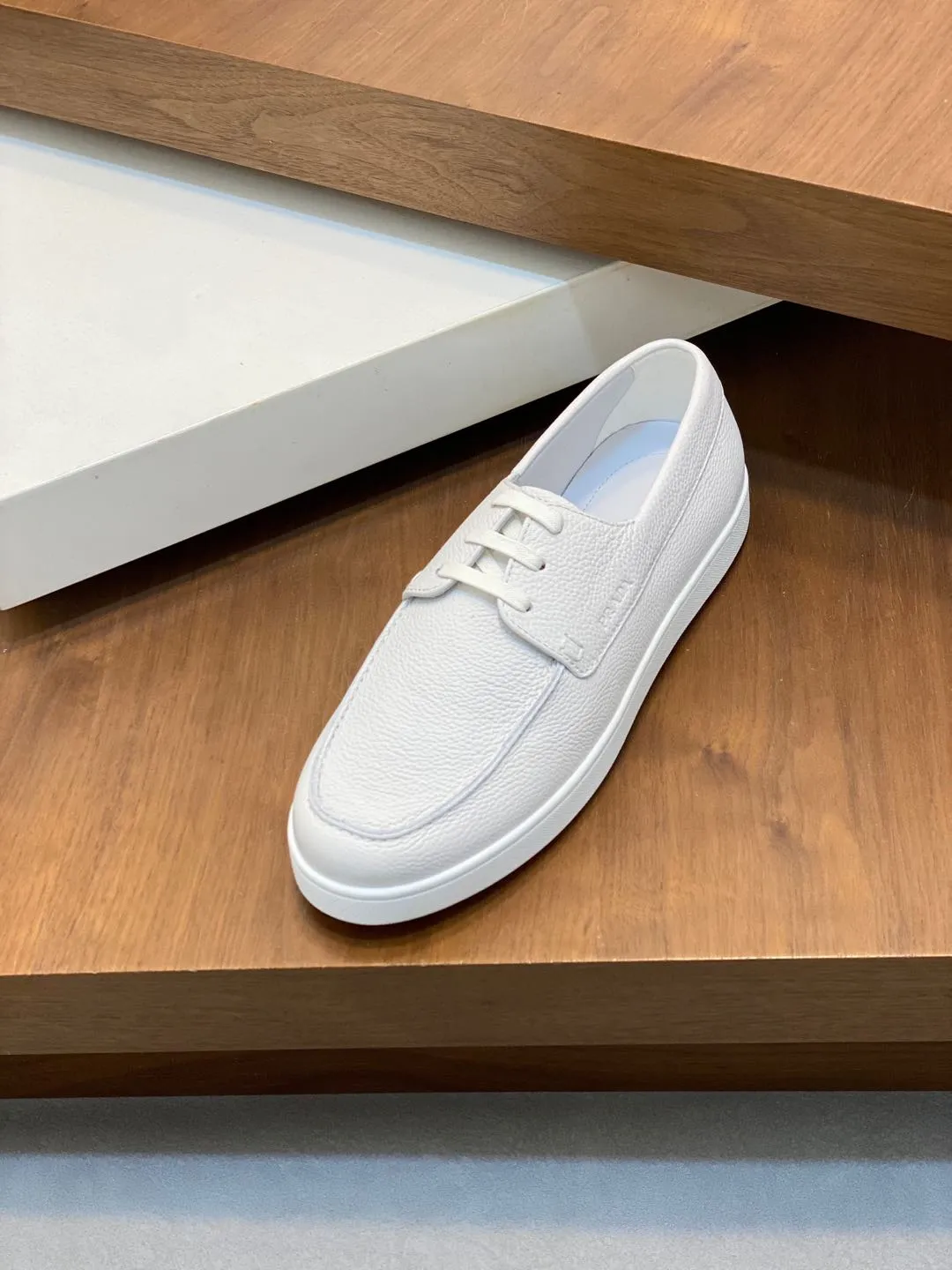 Men's shoes 💰700 [PRADA] Men's shoes are on sale at the counter, sold in Guangzhou, synchronized with the official website, 1 high-quality shipment ✔️ Original cowhide + cowhide lining, 1🆚1 replica, original sole, 38-45 (38.45 custom-made, non-refundable)
